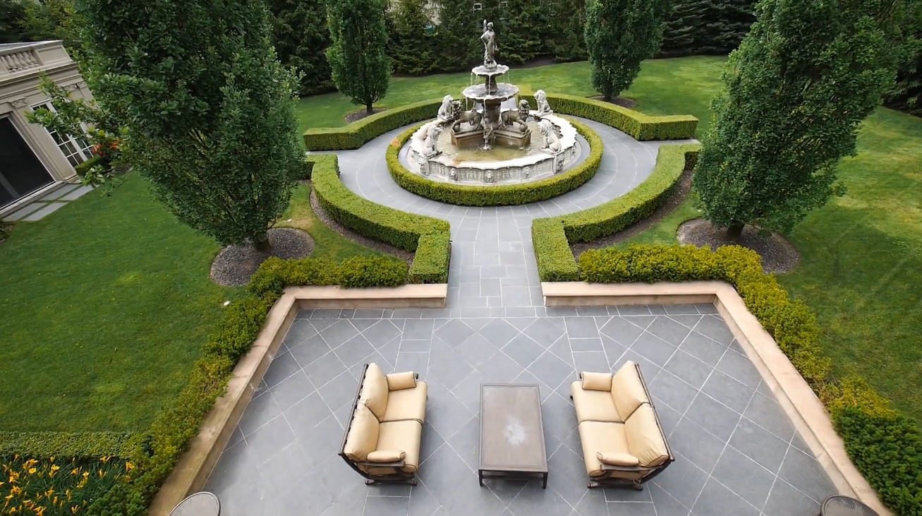 Luxury Mansion Interior Design Tour vs. 489 Lakeshore Road East, Oakville, ON - Sotheby's International Realty Canada