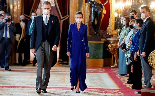 Queen Letizia wore a new navy long dress by Alejandro De Miguel