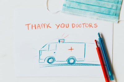 Drawing with the text thank you doctors