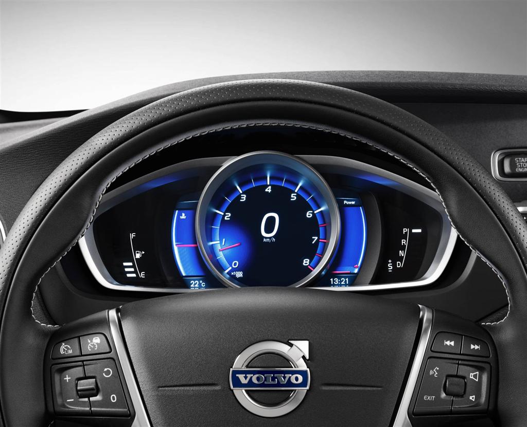Nancys Car Designs 2013 Volvo V40 RDesign