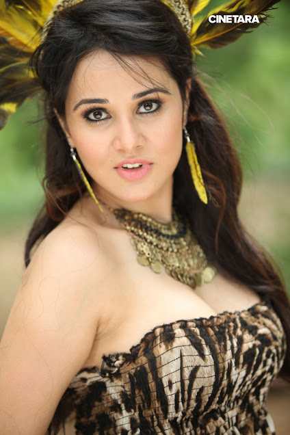 Beautiful Indian Actress Pic, Cute Indian Actress Photo, Hollywood Actress Images
