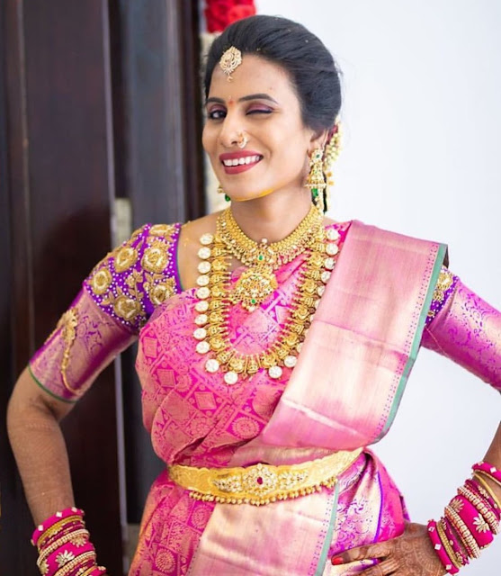 Bride in Antique Gold Kundan Set Jhumkas - Jewellery Designs