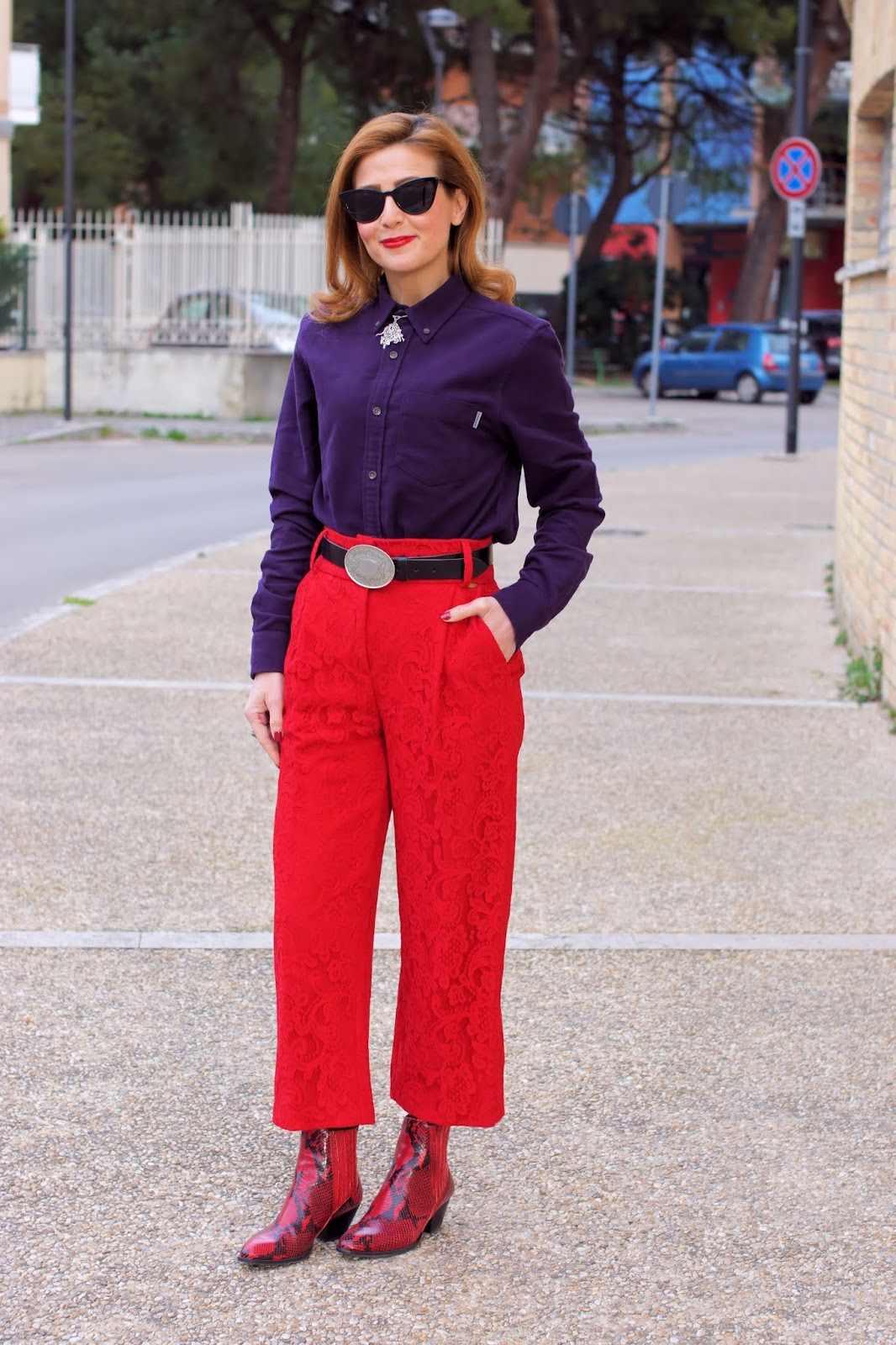 Lace culotte pants: a red and purple outfit on Fashion and Cookies fashion blog, fashion blogger style