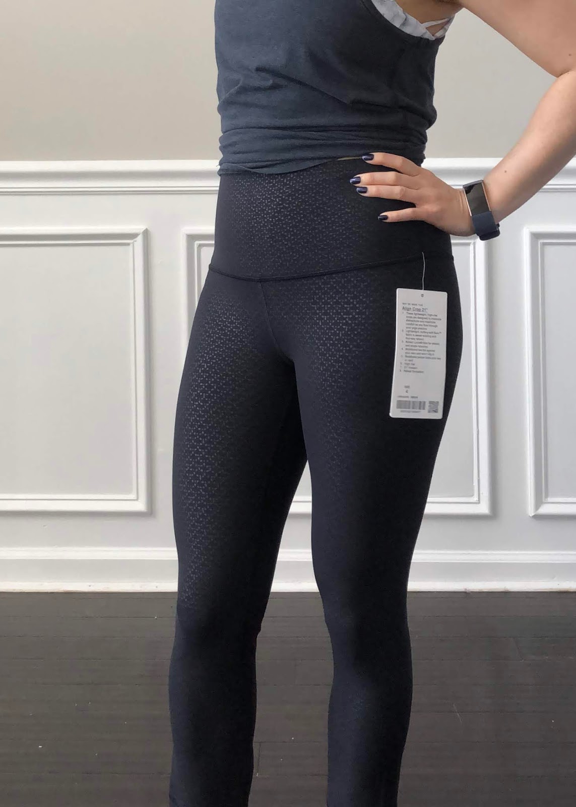 Fit Review Friday! Wunder Under Crop Scallop, Align Crop Monochromic, To  The Beat Tight