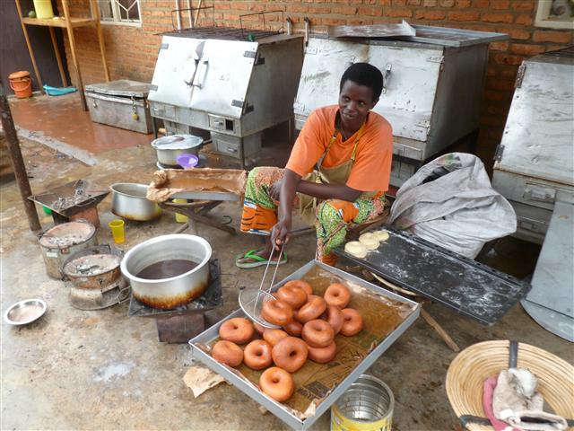 Camilla in Rwanda: Buses and donuts