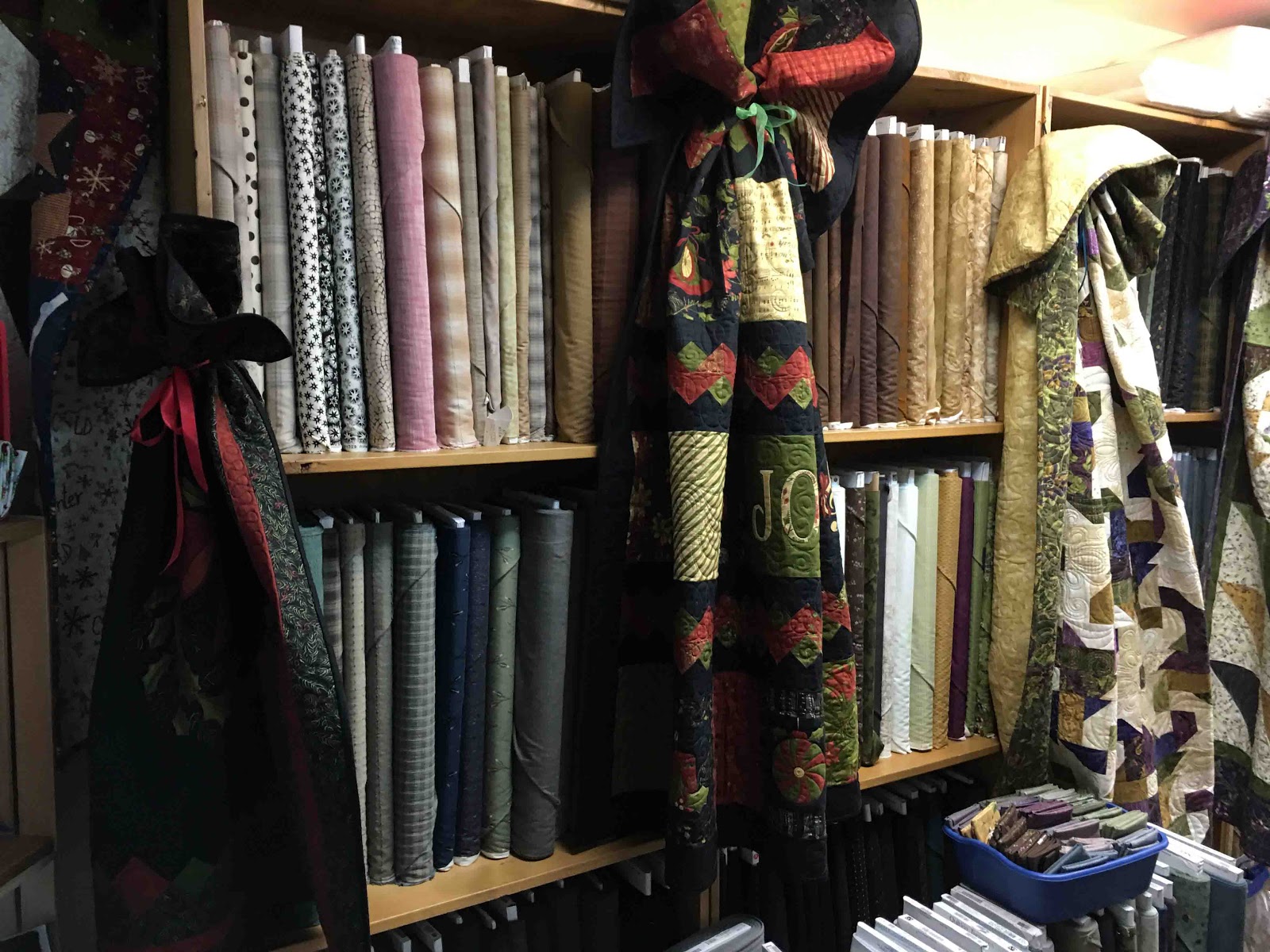 Cat Patches Quilt Shop Stitch 'n Snip; Garden Valley, Idaho