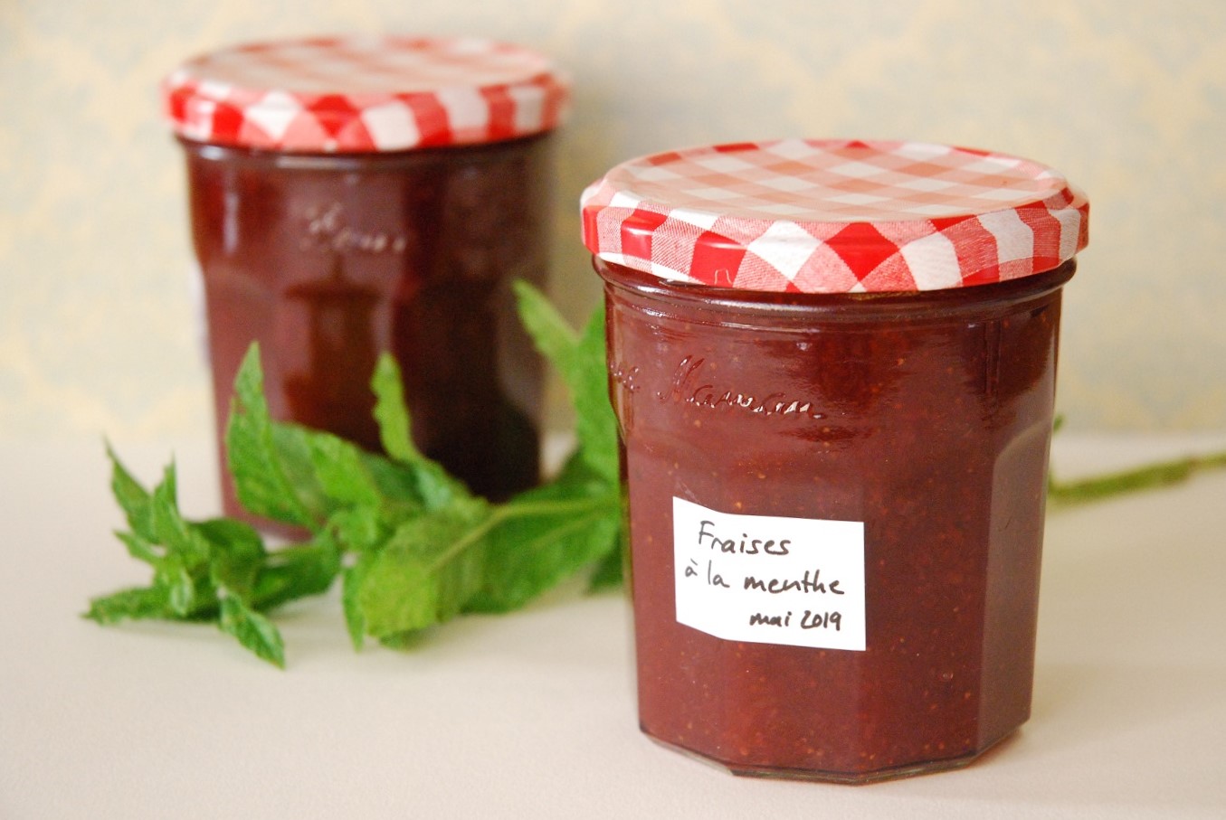 Confiture de fraises à la menthe