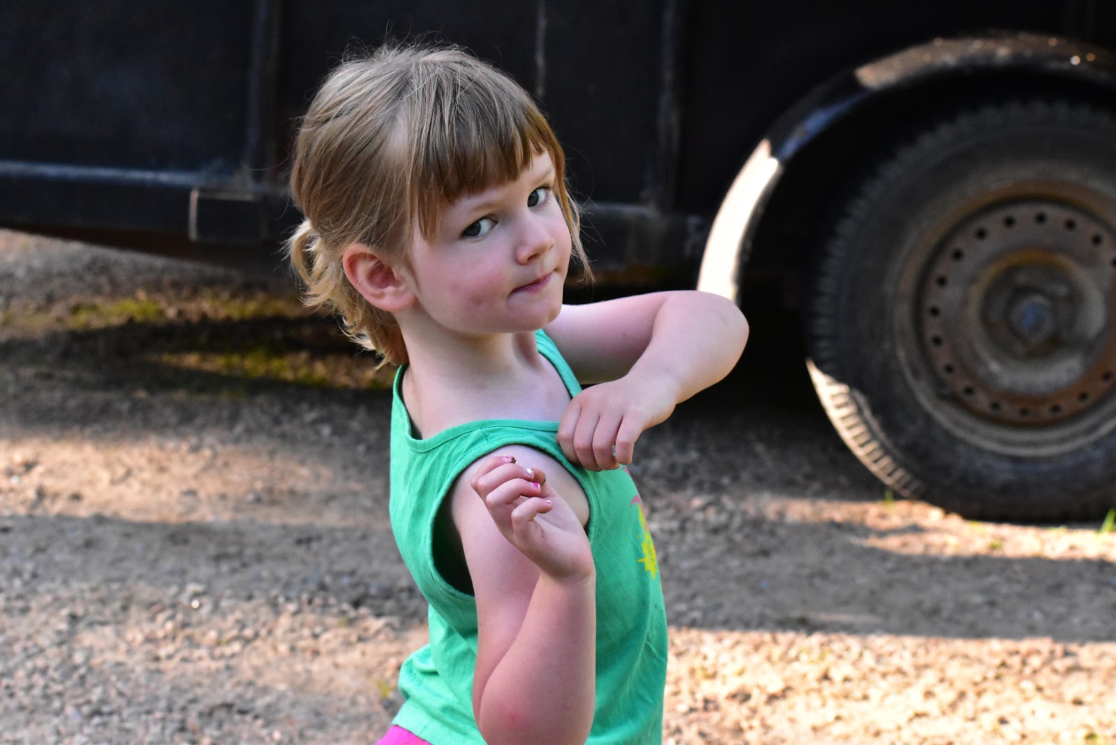 Living Off Grid 45.05 N, 77.85 W HELPING GRANDPA PAINT