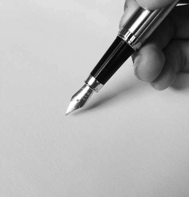 An Autobiography of a Pen in hindi (कलम की आत्मकथा) An Autobiography of a Pen in hindi (कलम की आत्मकथा)