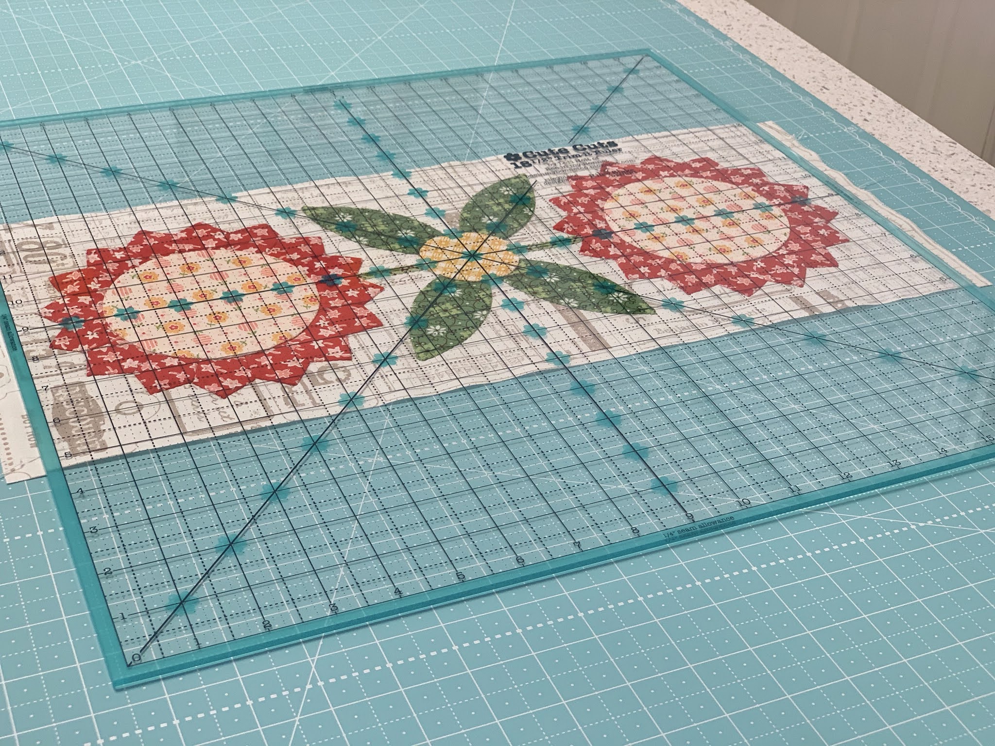 Bee In My Flea Market Flowers sew Along Week Nine Quilt