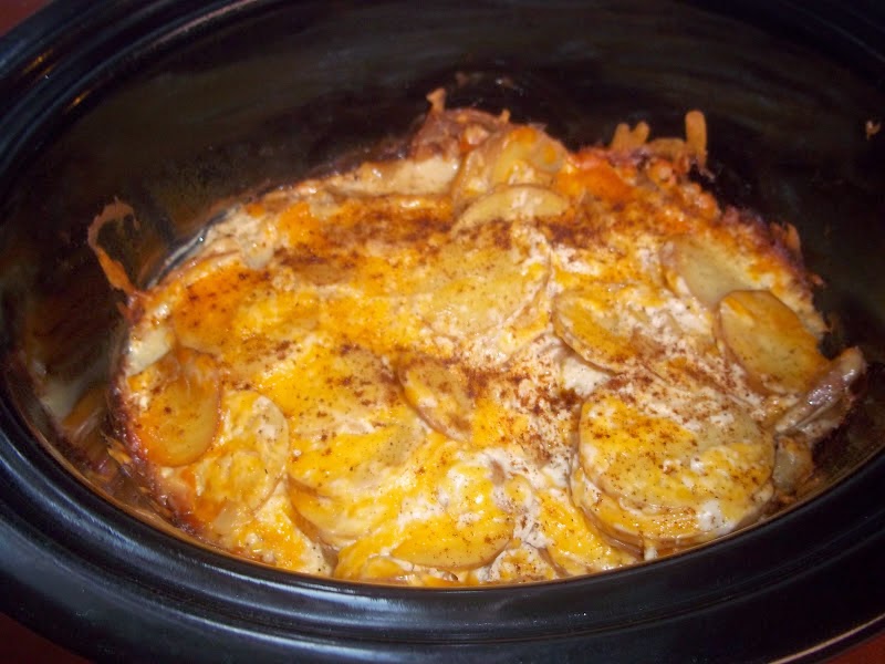 Slow Cooker Ham and Scalloped Potatoes. Crockin' Moms
