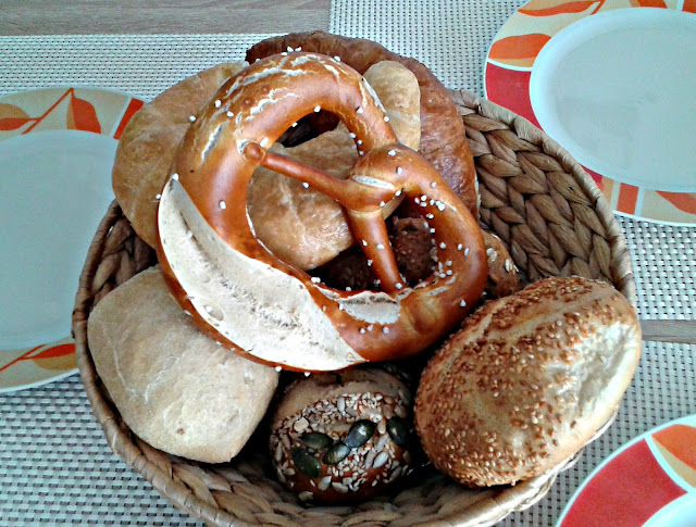 Surtido de bollitos alemanes