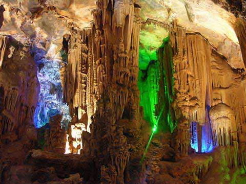 Vietnam pictures: Phong Nha Cave pictures