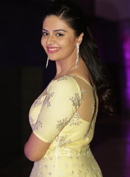 Telugu Tv Anchor Sree Mukhi Latest Stills In Yellow Dress