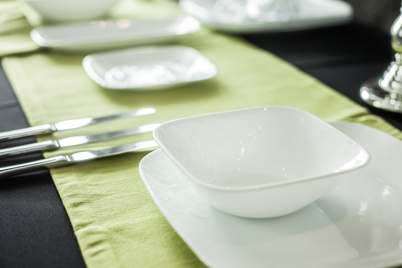 cool moms cool tips Call Your Family to a Beautiful Corelle Table