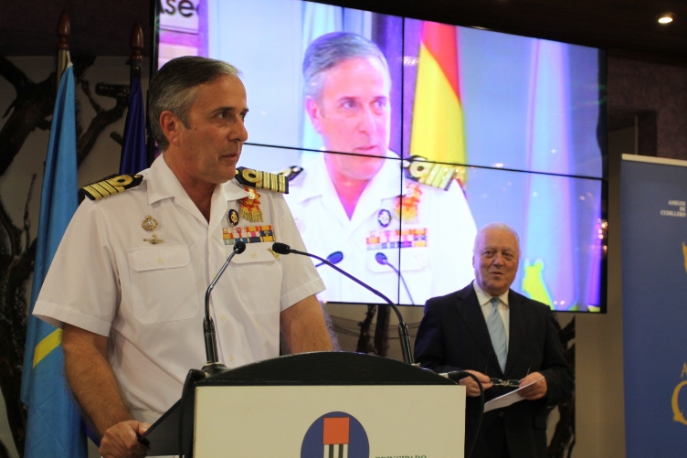 ASOCIACIÓN AMIGOS DE CUDILLERO LA AMURAVELA DE ORO, POR TODOS LOS CONFINES