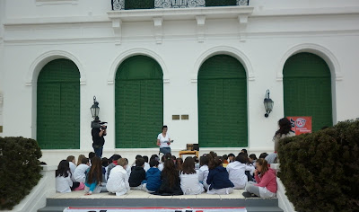 Presentación de " La casa de la esquina" en la ...