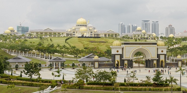 cung điện Hoàng Gia Istana Negara