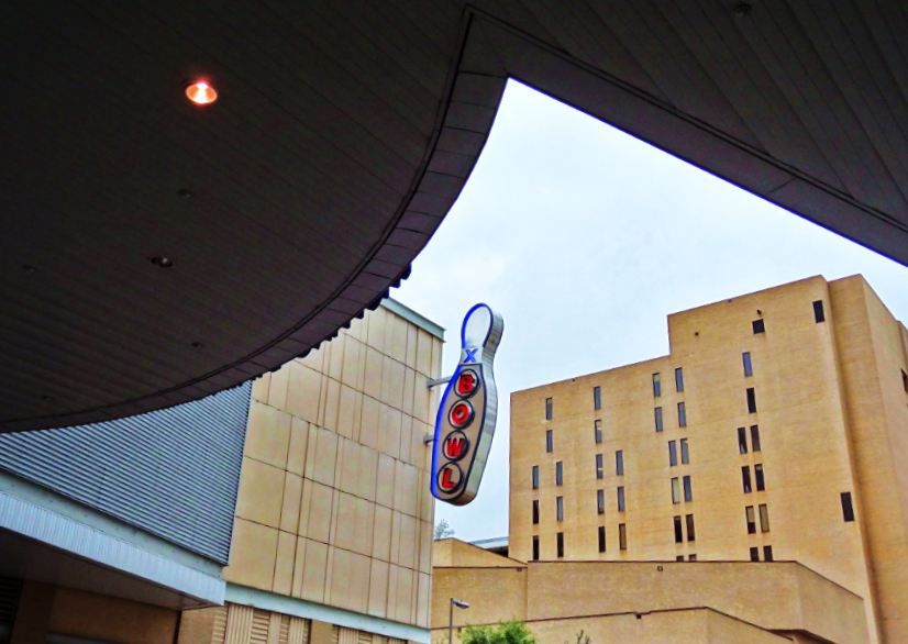 Houston in Pics Downtown Bowling Lanes at Houston Pavilions