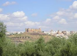 Fortaleza   califal, sobre el cerro del cueto