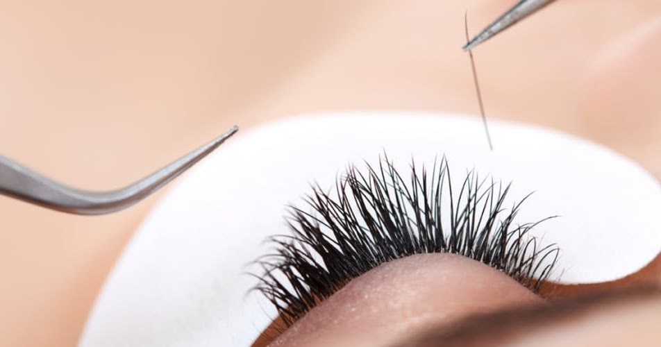 Randomness of Thoughts Ramadan Kareem Eyelash Extension