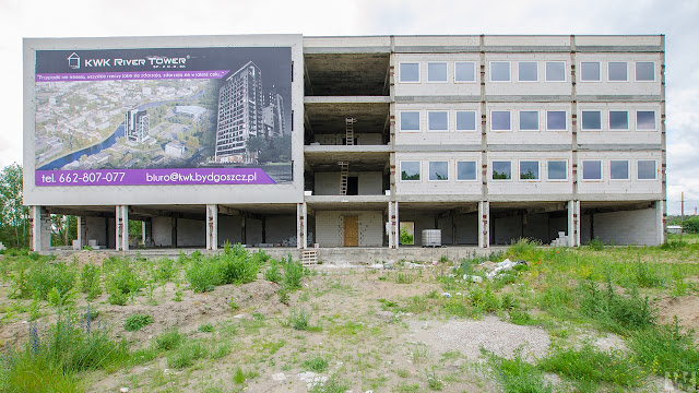 Biurowiec KWK Construction Bydgoszcz Budowa przy ulicy Inwalidów w Bydgoszczy