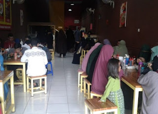 Promo, Khusus Perempuan Bercadar Dan Pria Bercelana cingkrang Promo, Khusus Perempuan Bercadar Dan Pria Bercelana cingkrang
