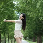 Lee Sung Hwa Sexy in Ruffle Mini Dress Foto 5
