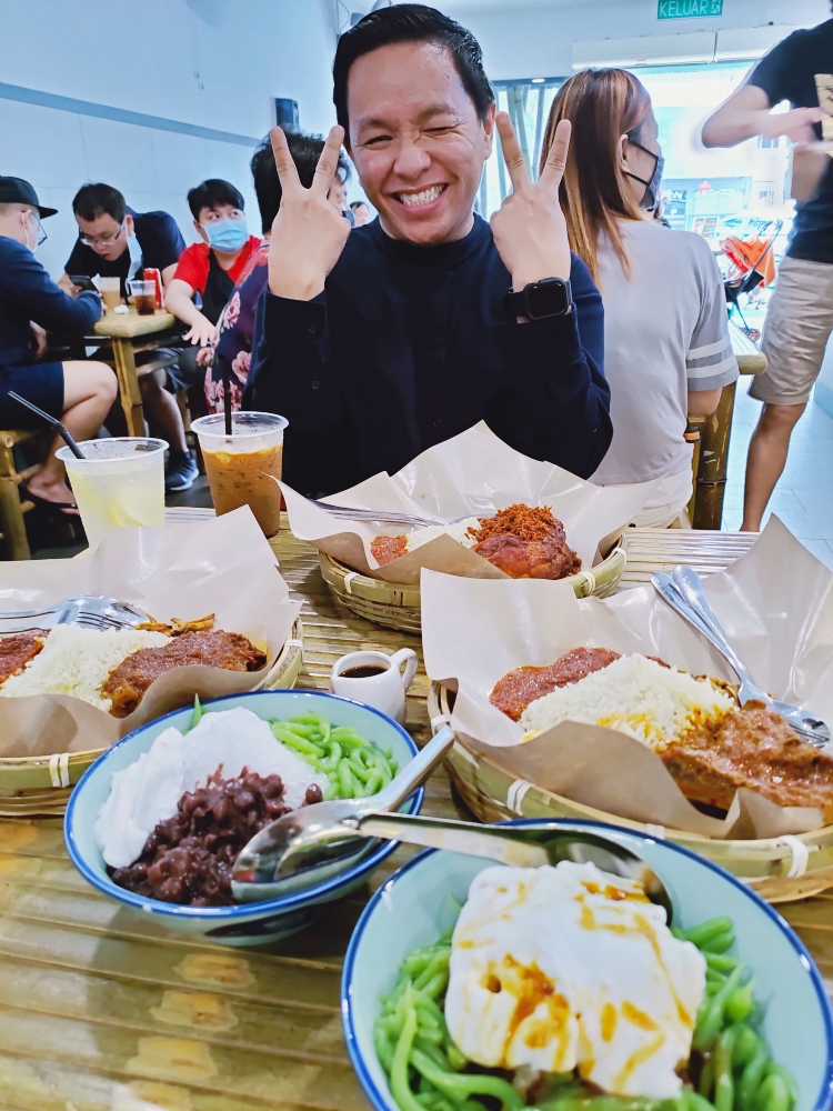 Nasi Lemak Bamboo, Nasi Lemak Bamboo SS2 PJ, Nasi Lemak Bamboo Kari Seafood, Makanan Viral, Rawlins Eats, Rawlins GLAM, Rawlins Lifestyle, Nasi Lemak in PJ, Geng Peponds