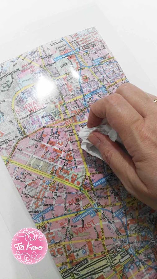 decorar-con-decoupage-una-funda-de-movil