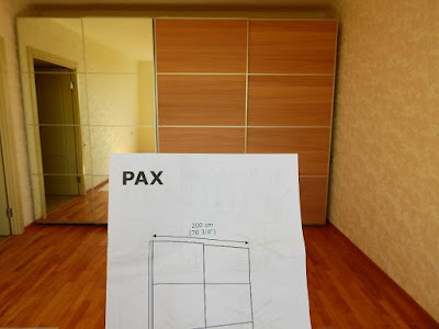 Шкаф PAX Ikea во всю стену