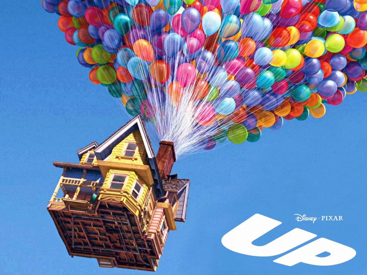 Дом летает песня. Летающий дом. Домик на воздушных шариках. Дом из мультфильма вверх. Дом на воздушном шаре.