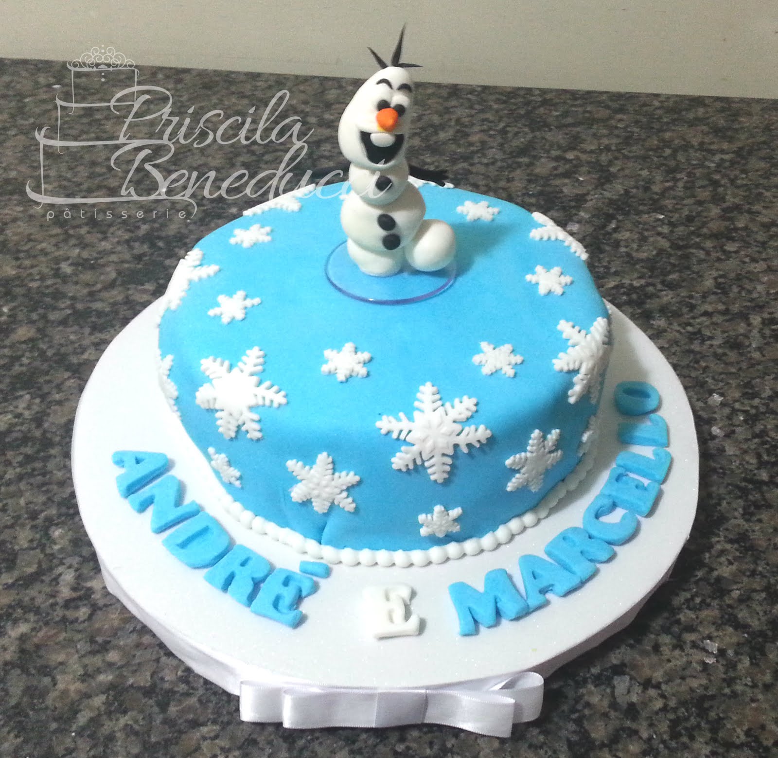 Bolo Olaf Frozen 30 pessoas