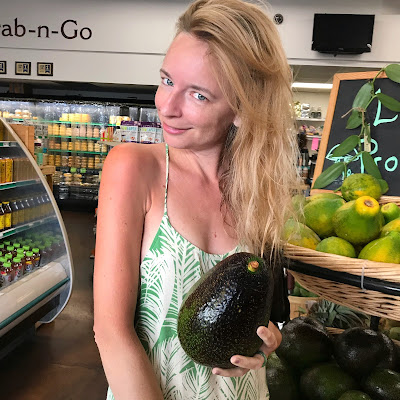 Island Naturals Big Island Hawaii biggest avocado giant avocado