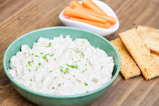 Patê de atum com damasco e gorgonzola