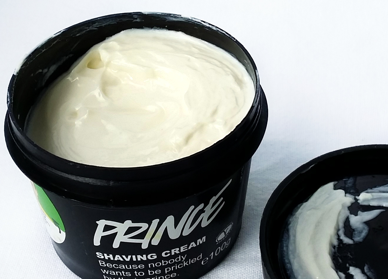 Tuubitoleranssi Lush Käsintehtyä tuorekosmetiikkaa