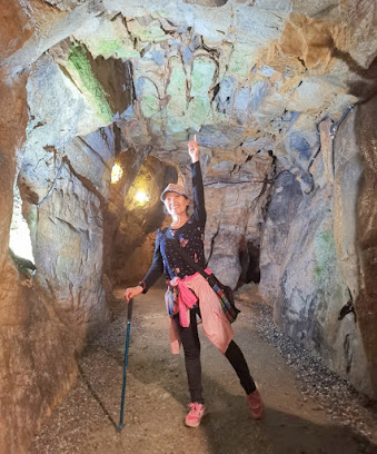 基隆景點-仙洞巖 佛手洞-夏日的避暑勝地˙一線天探險好刺激