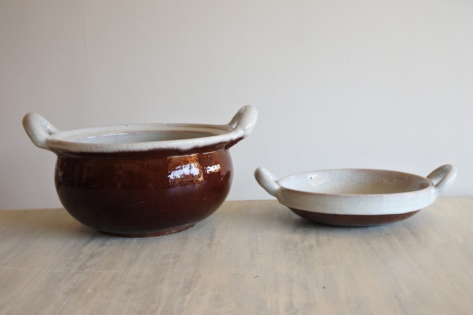 キュノワール cul noir とても珍しい藤色のピッチャー