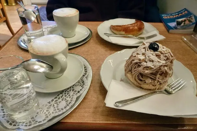 Vienna in December: chestnut cake