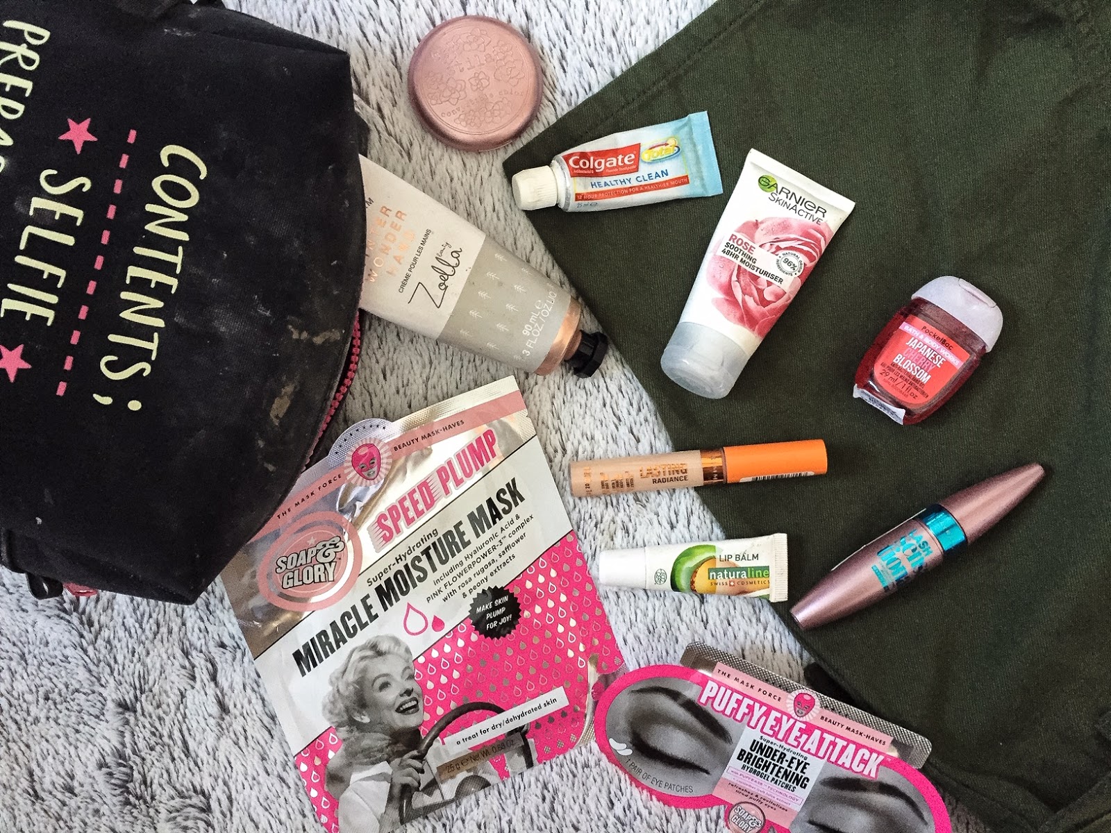 What to bring in your carryon makeup bag Della Loves Nutella ♥