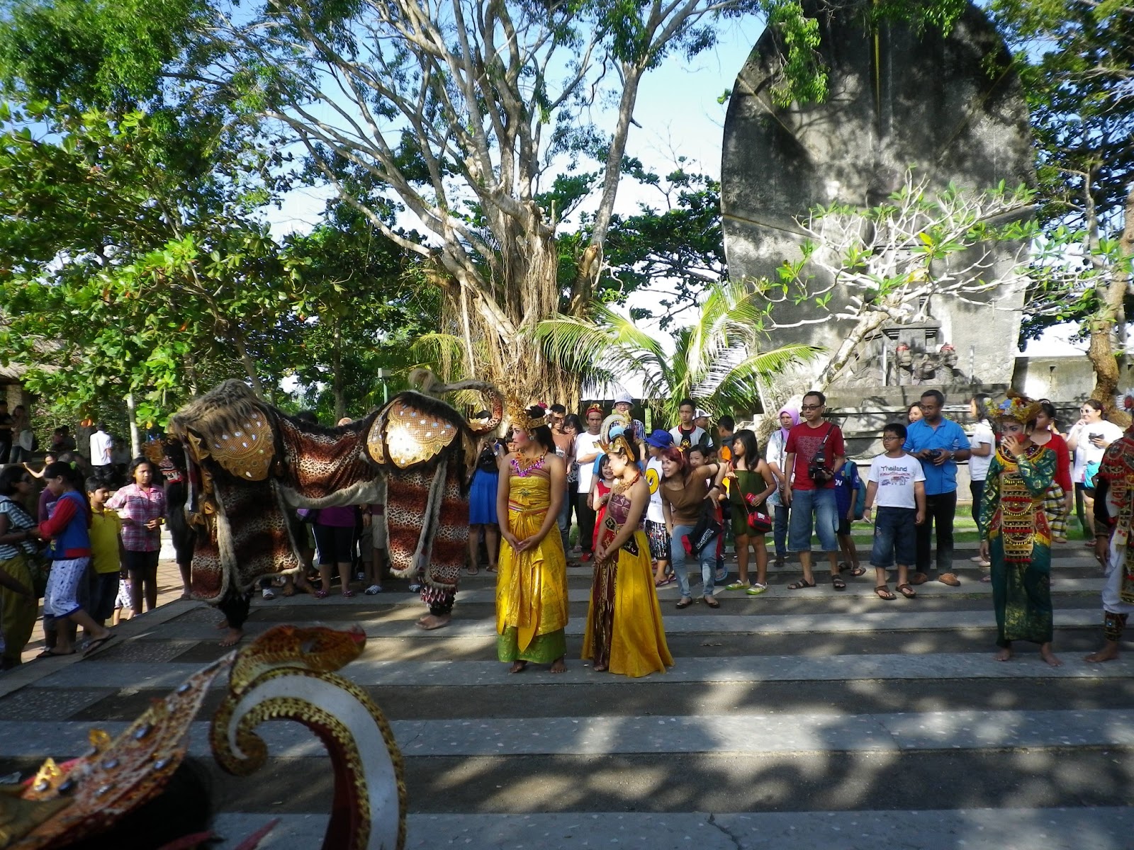 Cerita Tari Kecak Garuda Wisnu Kencana - Lowongan Kerja ...