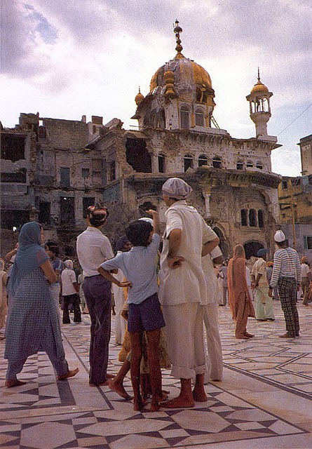 Operation Blue Star, Golden Temple, Amritsar, Punjab, India | Rare & Old Vintage Photos (1984)