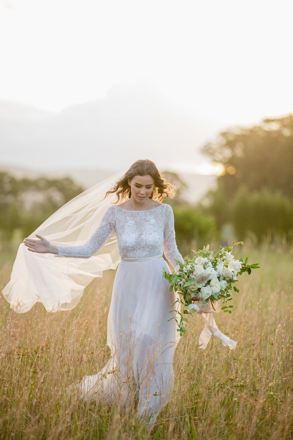 TO THE AISLE AUSTRALIA | JENNIFER OLIPHANT PHOTOGRAPHY SUNSHINE COAST SUNSHINE COAST BRIDAL COUTURE WEDDING FLORALS WILLOWBUD FLOWERS
