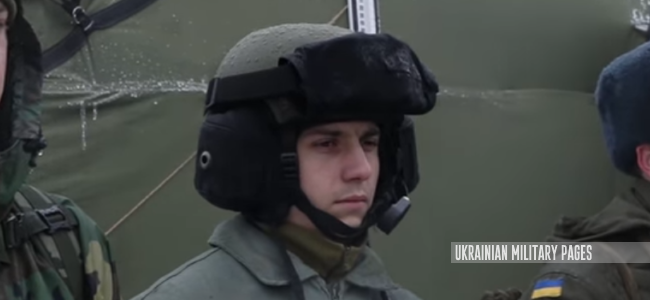 Національна гвардія тестує нові шоломи для танкових підрозділів 