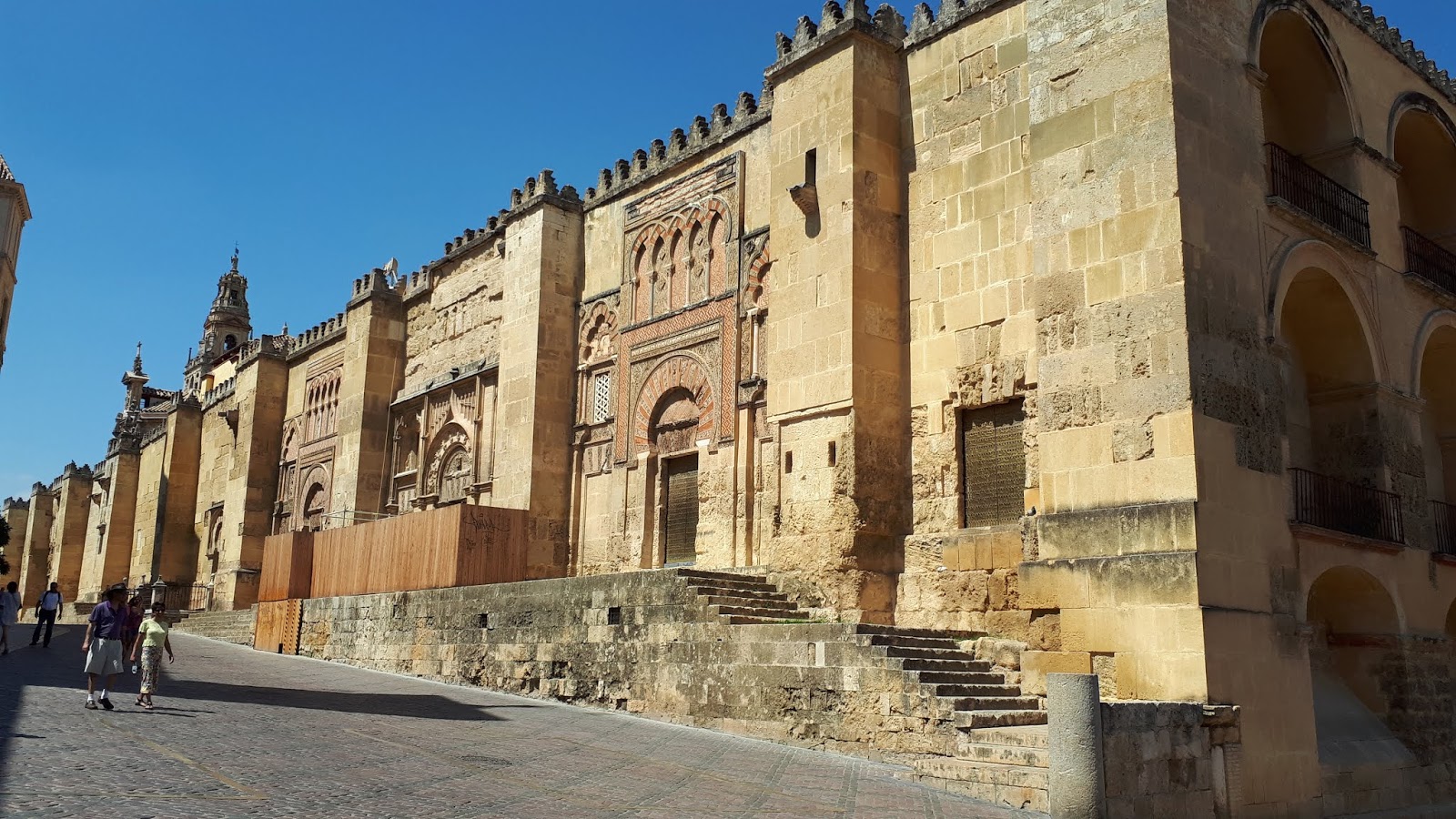 gezdik gorduk yabanci diyarlari