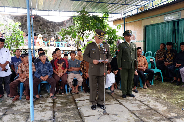 KodimKaranganyar - Upacara Persemayaman Almarhum Kapten Inf Joko Wiyanto