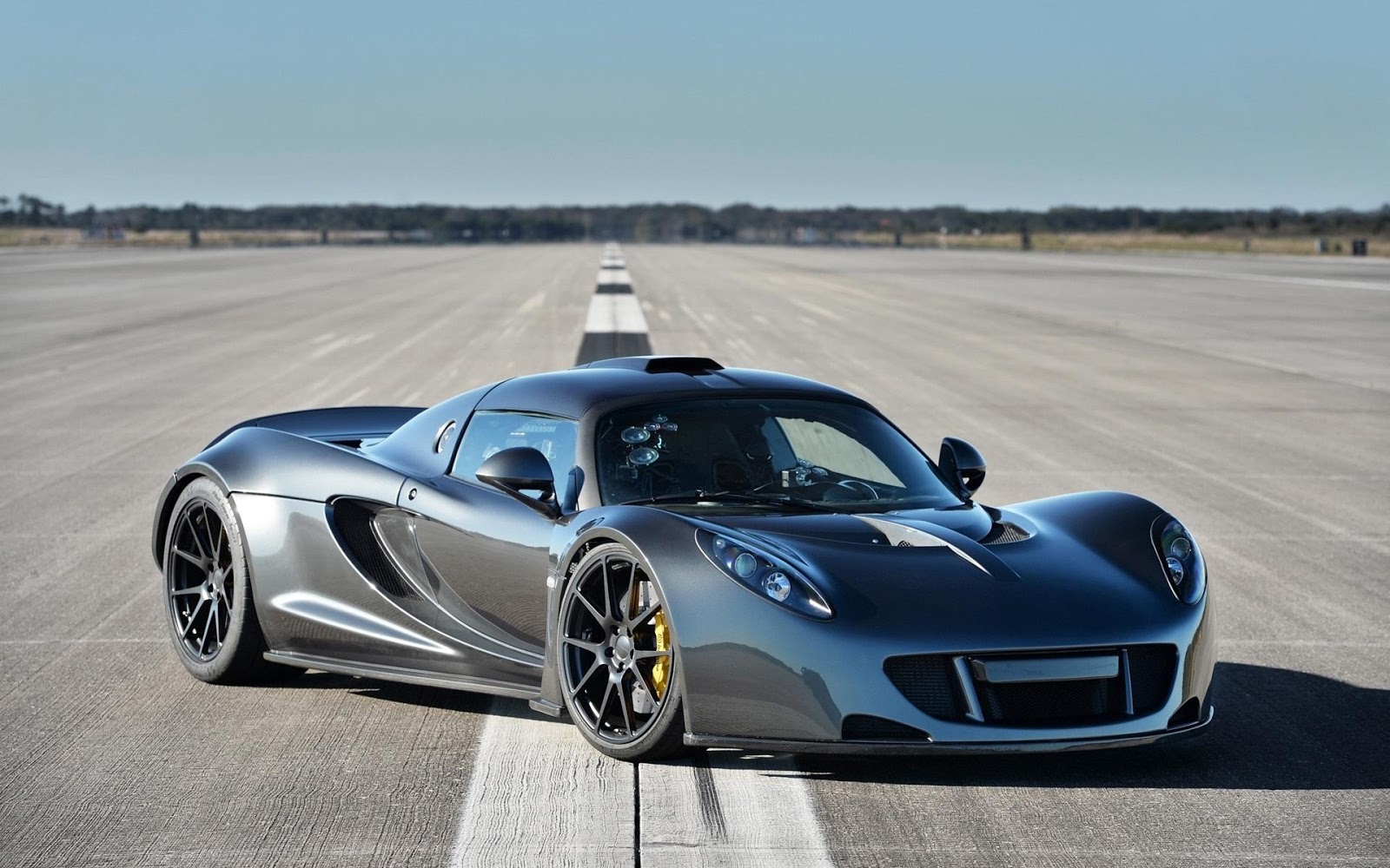 Hennessey Venom gt скорость