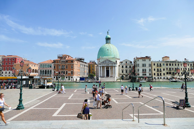 da stazione treni santa lucia a piazza san marco a piedi