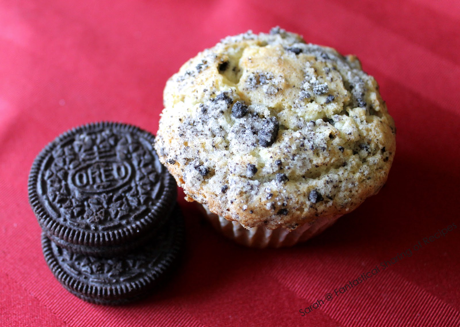 Fantastical Sharing of Recipes: Streusel Oreo Muffins