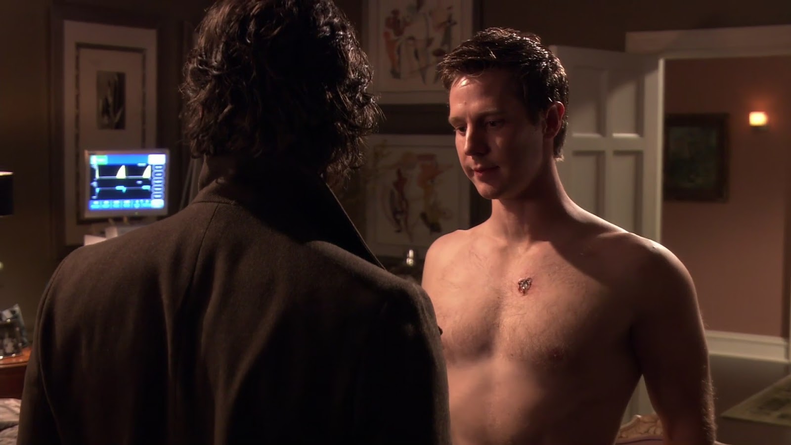 Jason Dohring shirtless in Moonlight 1-10 "Sleeping Beauty" .